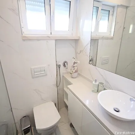 Akicity Marques Sun Apartman